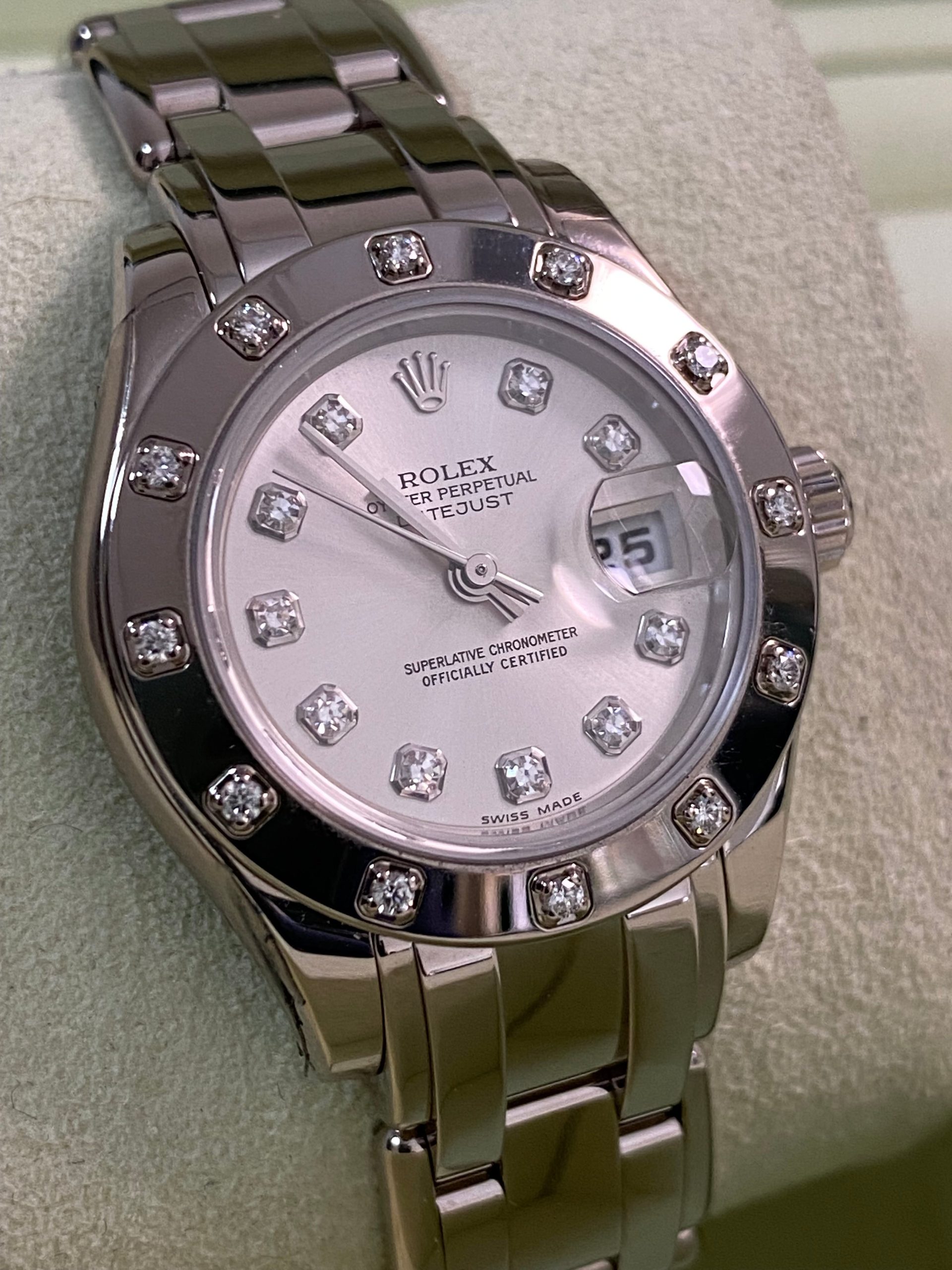 Rolex White Gold Lady-Datejust Pearlmaster- K serial - 12 Diamond Bezel - Silver Diamond Dial - 80319