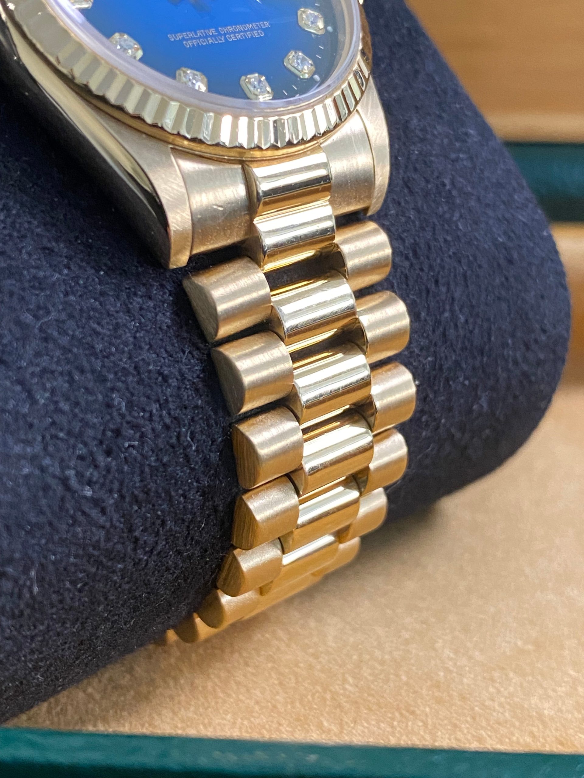 Rolex Datejust 31 - 1993 - Blue Vignette Diamond Dial - 68278