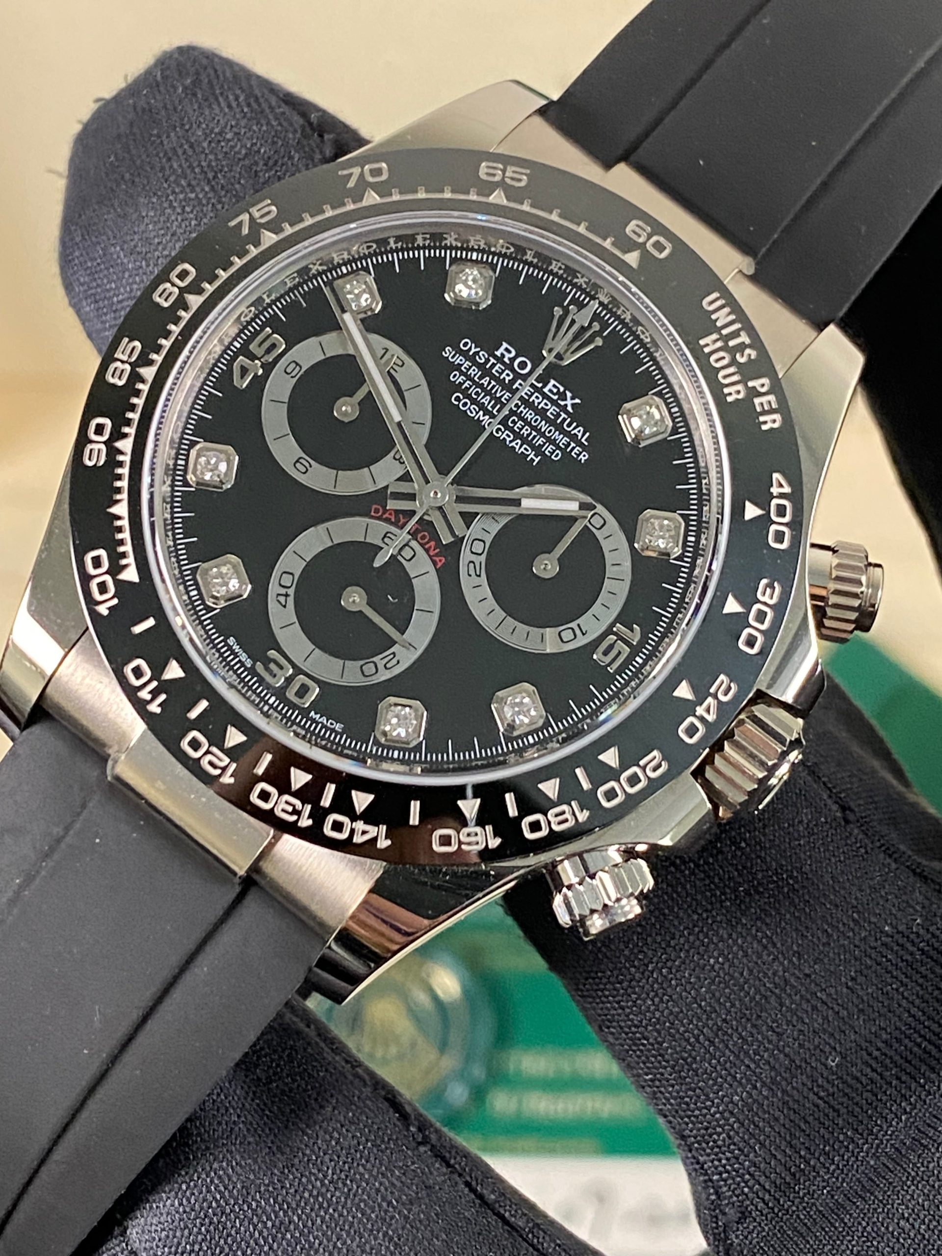 Rolex Cosmograph Daytona - 2022 - Black Diamond Dial - 116519LN *FULL SET*