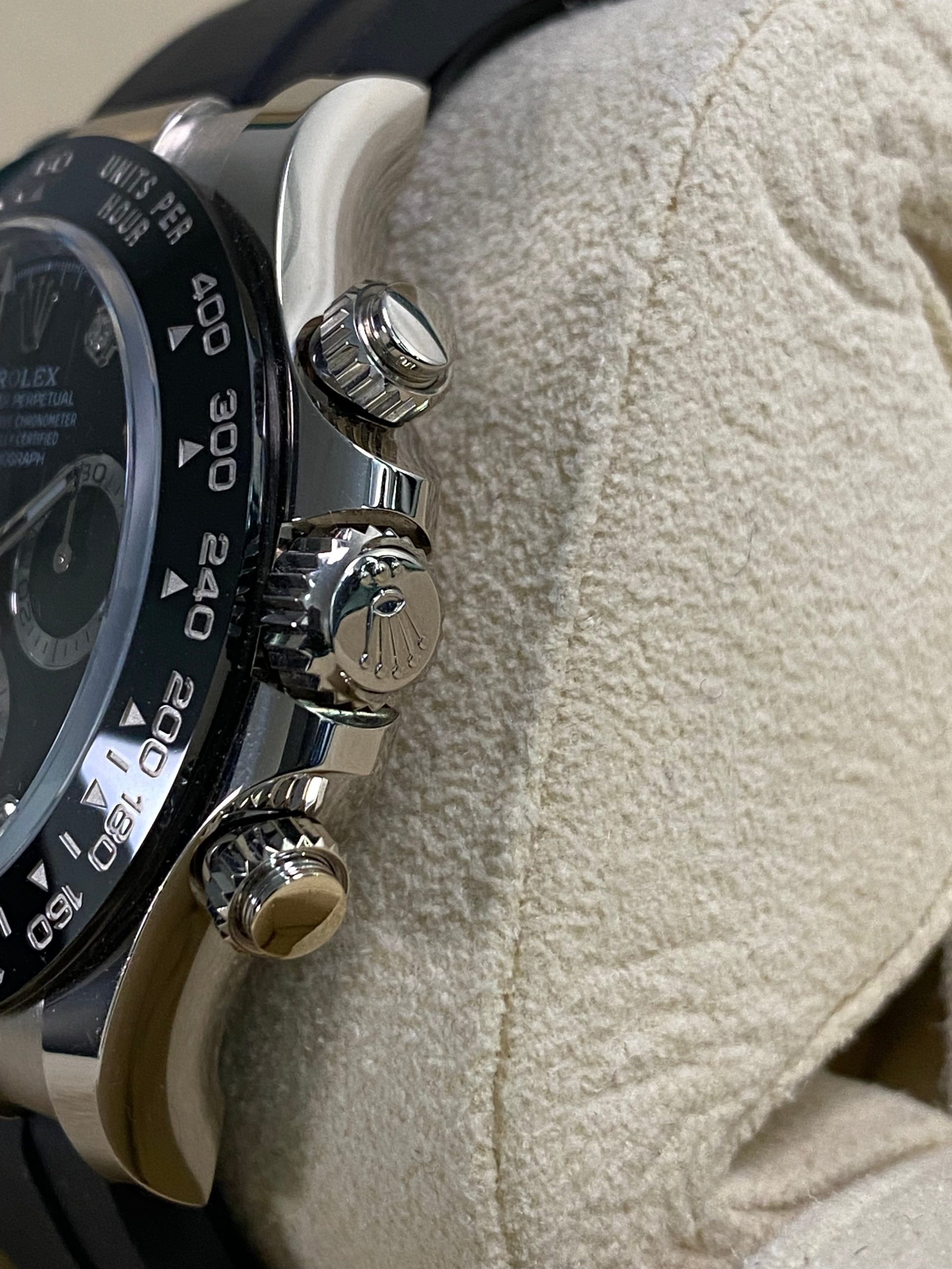Rolex Cosmograph Daytona - 2022 - Black Diamond Dial - 116519LN *FULL SET*