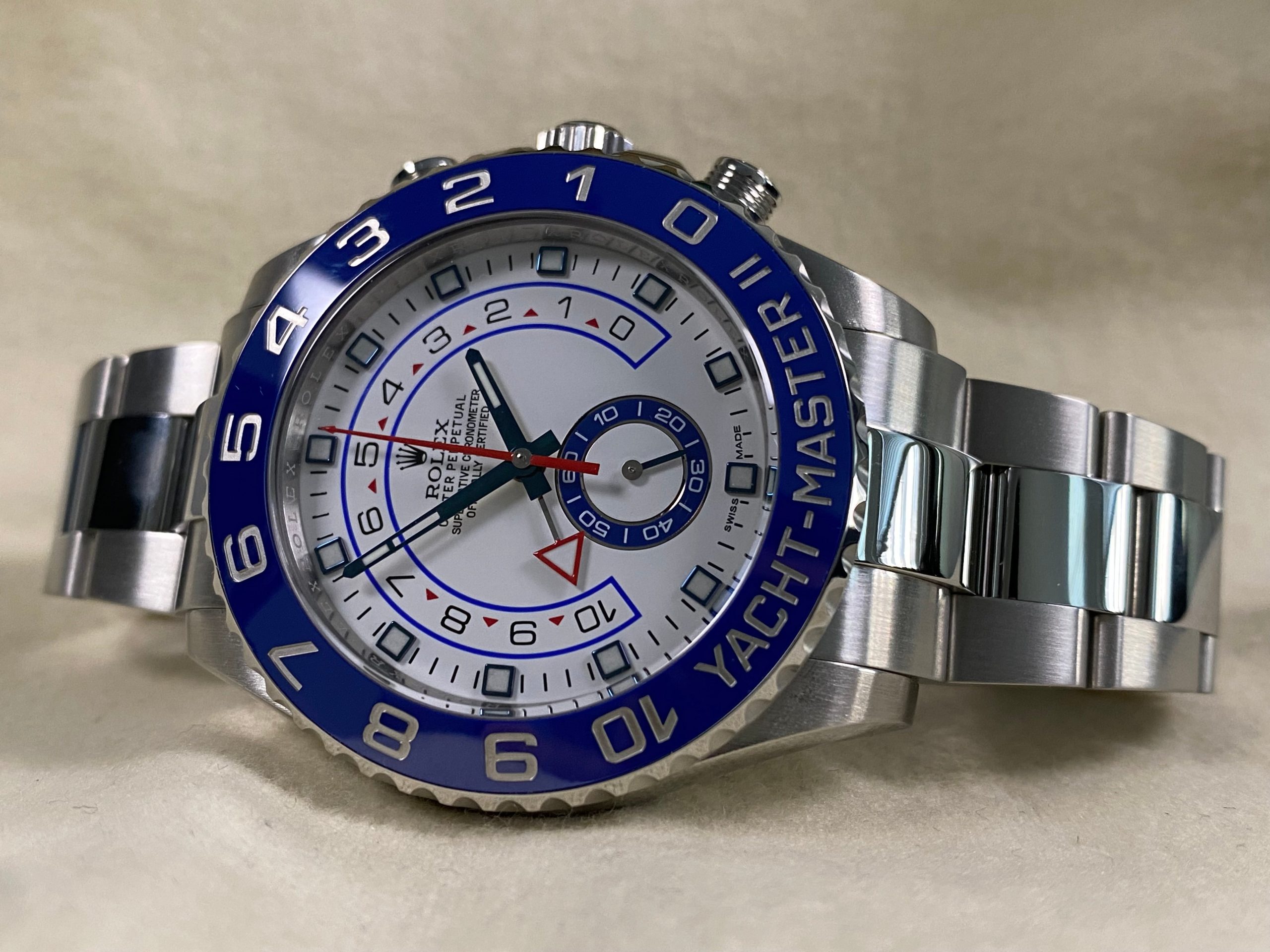 Rolex Yacht-Master II - White Dial Blue Hands - 116680
