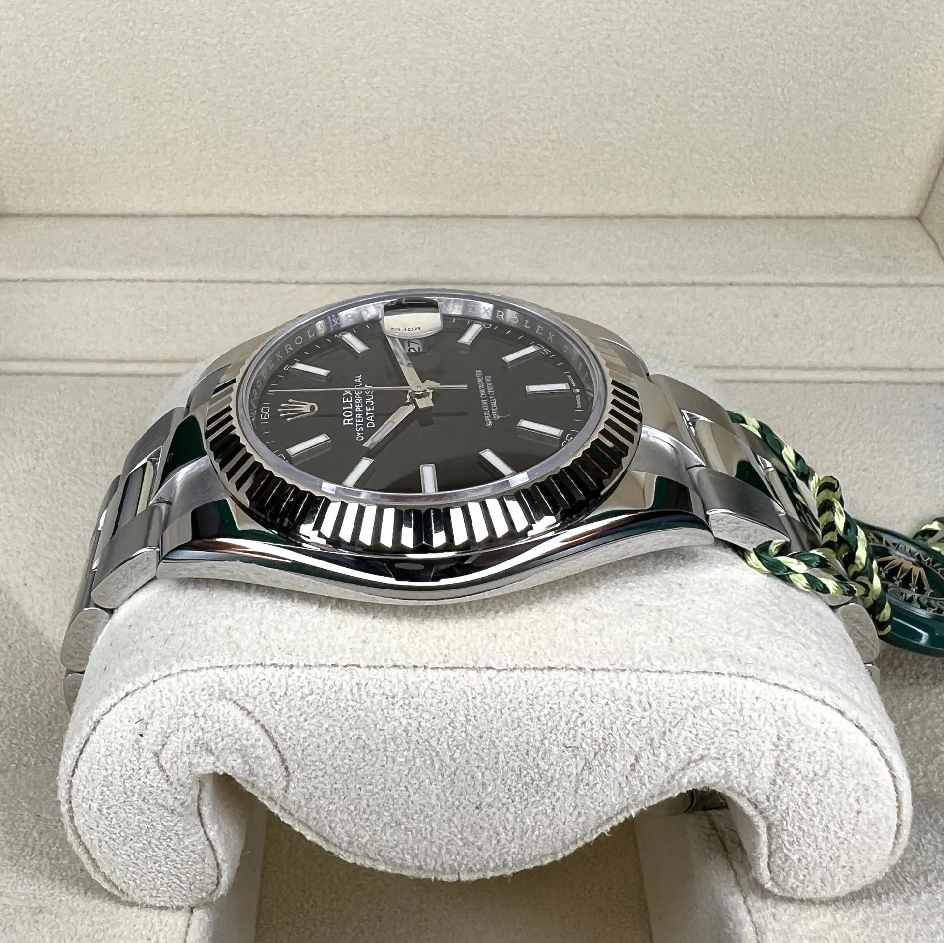 2025 Rolex Datejust 41 Fluted / Black / Oyster unworn complete set box papers tags booklets and warranty card