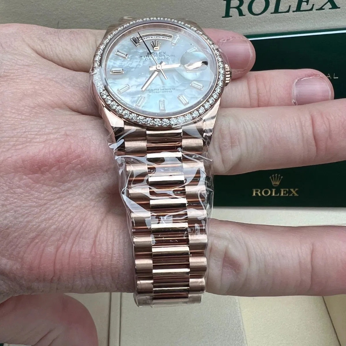 2025 Rolex Day-Date 40 Rose Gold / Fluted / MOP / Baguette Diamond-Set / President complete full set unworn
